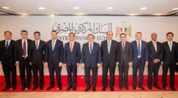 حاكم البنك المركزي المصري يجتمع مع رئيس البنك الصناعي والتجاري الصيني لمناقشة سبل التعاون المشترك.
