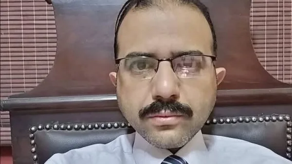 محامي قُتل في كفر الشيخ والنقابة تُعرب عن أسفها وتتابع سير التحقيقات محامي قُتل في كفر الشيخ والنقابة تُعرب عن أسفها وتتابع سير التحقيقات