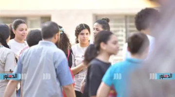 وزارة التربية والتعليم تنبه طلاب الثانوية العامة: حيازة الهاتف المحمول تؤدي إلى الرسوب