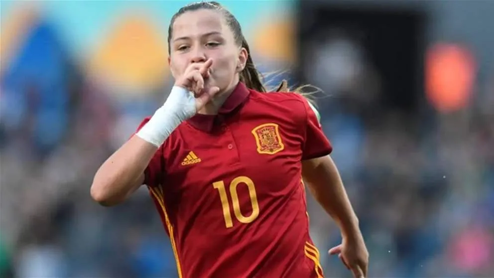فيديو – كلاوديا بينا تساهم في انتصار مثير لإسبانيا على إنجلترا فيديو – كلاوديا بينا تساهم في انتصار مثير لإسبانيا على إنجلترا