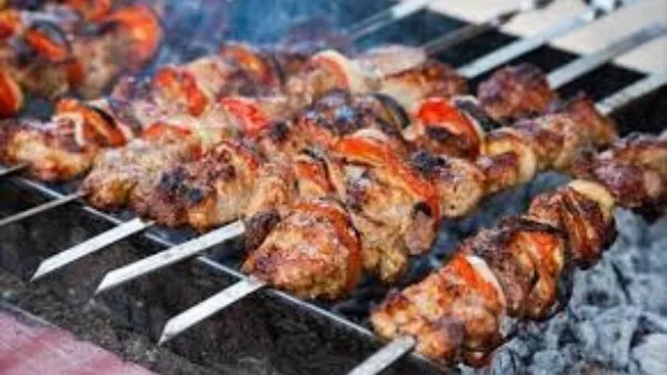 قبل احتفالات العيد: اكتشف المخاطر المرتبطة بتناول كميات كبيرة من اللحوم. قبل احتفالات العيد: اكتشف المخاطر المرتبطة بتناول كميات كبيرة من اللحوم.