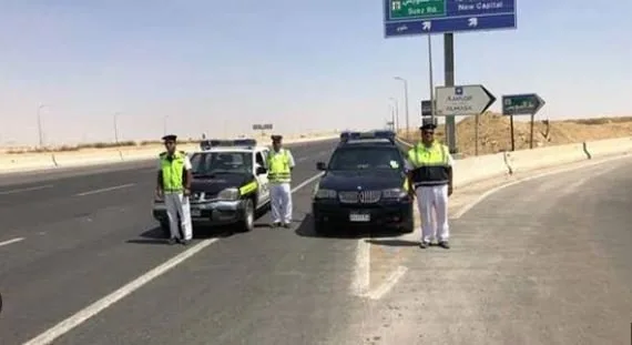 تدشين حملات مرورية لرصد المخالفات في شوارع القاهرة والجيزة للحد من حوادث السير تدشين حملات مرورية لرصد المخالفات في شوارع القاهرة والجيزة للحد من حوادث السير