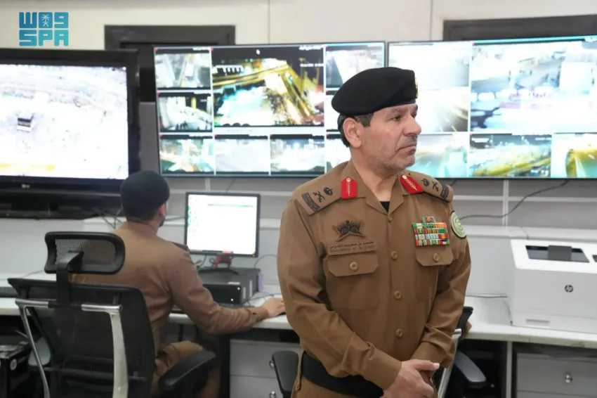 اللواء محمد القرني يراجع جهود مكافحة المخدرات لدعم ضيوف الرحمن اللواء محمد القرني يراجع جهود مكافحة المخدرات لدعم ضيوف الرحمن
