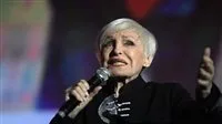 رحيل المغنية الفرنسية نيكول كرواسيل عن عمر يناهز 88 عاماً رحيل المغنية الفرنسية نيكول كرواسيل عن عمر يناهز 88 عاماً