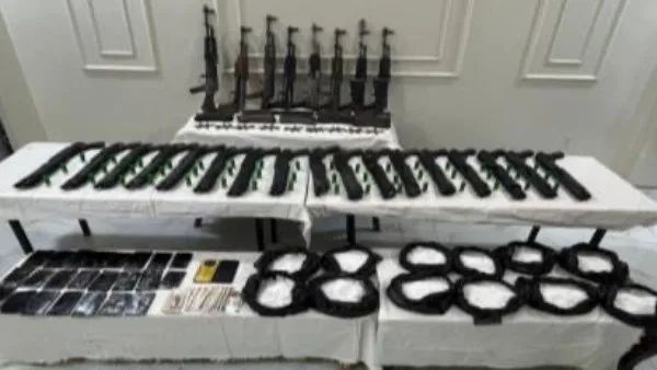 مقتل 3 مسلحين خطرين خلال اشتباك مع الشرطة في أسيوط مقتل 3 مسلحين خطرين خلال اشتباك مع الشرطة في أسيوط
