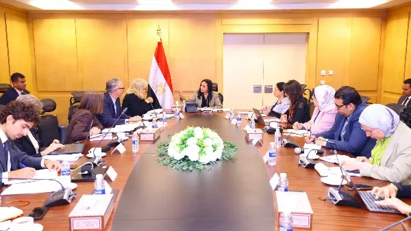 4 مليارات يورو: مناقشات بين التضامن والمفوضية الأوروبية حول المرحلة الثانية من البرنامج لدعم الاقتصاد الكلي 4 مليارات يورو: مناقشات بين التضامن والمفوضية الأوروبية حول المرحلة الثانية من البرنامج لدعم الاقتصاد الكلي