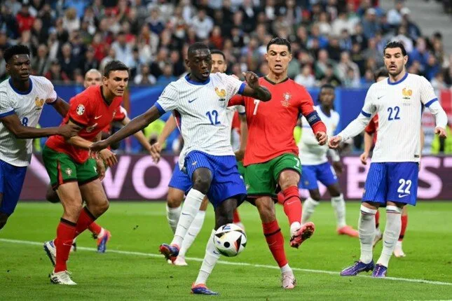 التشكيلة المتوقعة لمنتخب البرتغال ضد ألمانيا في دوري الأمم الأوروبية التشكيلة المتوقعة لمنتخب البرتغال ضد ألمانيا في دوري الأمم الأوروبية