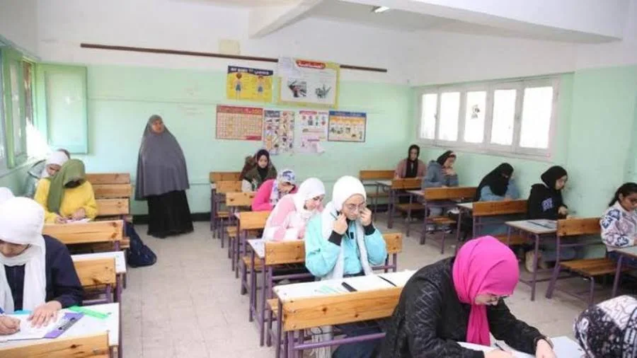 في جو من الحزن والأسى.. وفاة مشرف في إحدى لجان امتحانات الدبلوم الفني بالمحمودية في جو من الحزن والأسى.. وفاة مشرف في إحدى لجان امتحانات الدبلوم الفني بالمحمودية