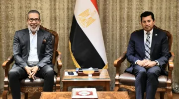 وزير الشباب يتباحث مع السيناريست مدحت العدل حول تحسين مسابقة “إبداع”