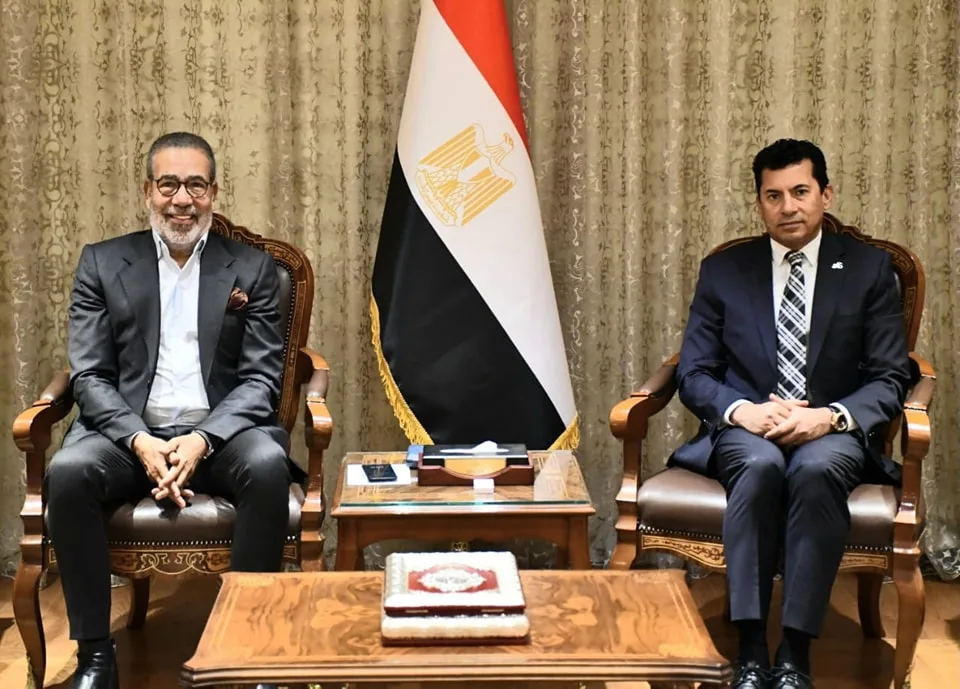 وزير الشباب يتباحث مع السيناريست مدحت العدل حول تحسين مسابقة “إبداع” وزير الشباب يتباحث مع السيناريست مدحت العدل حول تحسين مسابقة “إبداع”