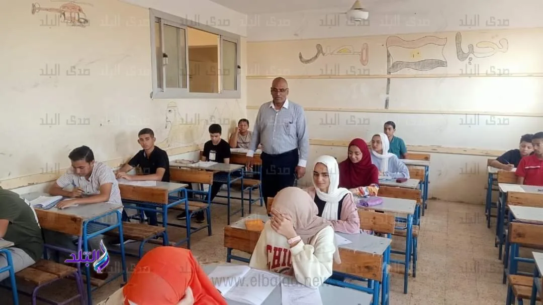 تسريبات تثير الجدل حول اختبارات الإعدادية بالمحافظات: تغيير أسئلة الامتحانات وتأجيل مواعيدها وتحديد المصور. تسريبات تثير الجدل حول اختبارات الإعدادية بالمحافظات: تغيير أسئلة الامتحانات وتأجيل مواعيدها وتحديد المصور.