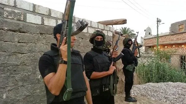 النيابة تأمر بتحويل جثث الزوجين القتيلين في قرية تلوانة إلى المشرحة النيابة تأمر بتحويل جثث الزوجين القتيلين في قرية تلوانة إلى المشرحة