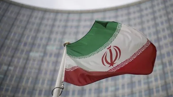 إيران تؤيد قرار الإعدام بحق الشخص المتهم بقتل العالم النووي محسن فخري زاده إيران تؤيد قرار الإعدام بحق الشخص المتهم بقتل العالم النووي محسن فخري زاده