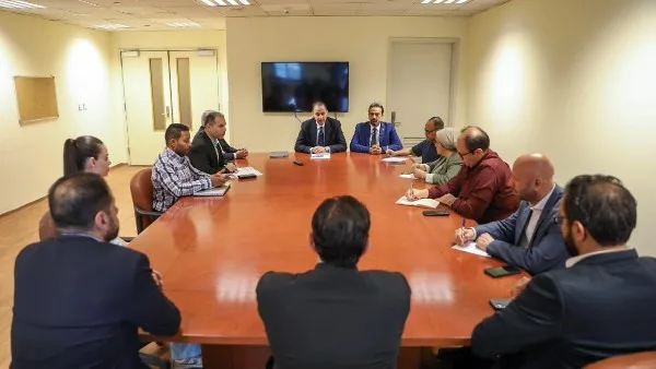 وزير الصحة يراقب تحسينات مستشفى جوستاف روسي لتيسير علاج المرضى. وزير الصحة يراقب تحسينات مستشفى جوستاف روسي لتيسير علاج المرضى.
