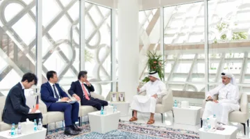 المدير التنفيذي للمنطقة الحرة يلتقي بالسفير الياباني