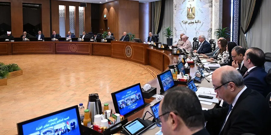 وزير قطاع الأعمال: إكمال المرحلة الأولى من مشاريع تحديث مصانع الغزل والنسيج وزير قطاع الأعمال: إكمال المرحلة الأولى من مشاريع تحديث مصانع الغزل والنسيج