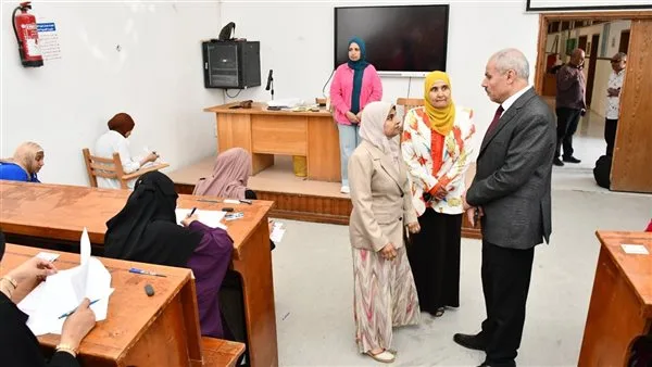 تنظيم لجان الامتحانات في كلية التمريض بجامعة قناة السويس تنظيم لجان الامتحانات في كلية التمريض بجامعة قناة السويس