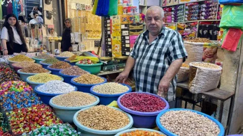 العراق: الأسواق في كركوك تنتعش تجارياً قبل عيد الأضحى العراق: الأسواق في كركوك تنتعش تجارياً قبل عيد الأضحى