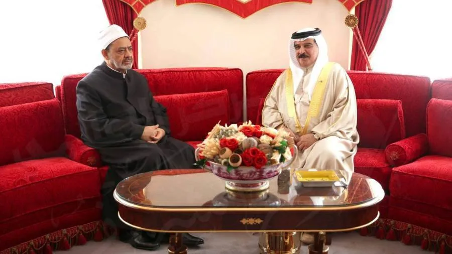 شيخ الأزهر يبارك للملك حمد بن عيسى حصول البحرين على عضوية مؤقتة في مجلس الأمن شيخ الأزهر يبارك للملك حمد بن عيسى حصول البحرين على عضوية مؤقتة في مجلس الأمن