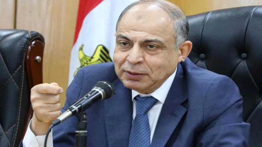 محافظ المنيا: إصدار وتجديد 2871 ترخيصًا للإعلانات وتفعيل حملات لإزالة الإعلانات غير المرخصة محافظ المنيا: إصدار وتجديد 2871 ترخيصًا للإعلانات وتفعيل حملات لإزالة الإعلانات غير المرخصة