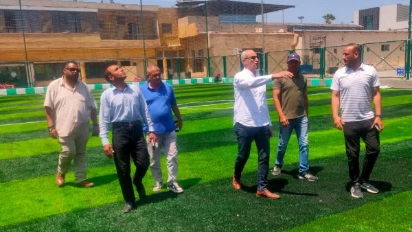 وكيل وزارة الرياضة يزور موقع إنشاء ملعب خماسي جديد في نادي كفر الشيخ.. صور وكيل وزارة الرياضة يزور موقع إنشاء ملعب خماسي جديد في نادي كفر الشيخ.. صور