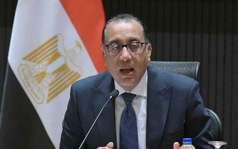 رئيس الوزراء: عرض شركات الغزل والنسيج للقطاع الخاص لإدارتها رئيس الوزراء: عرض شركات الغزل والنسيج للقطاع الخاص لإدارتها