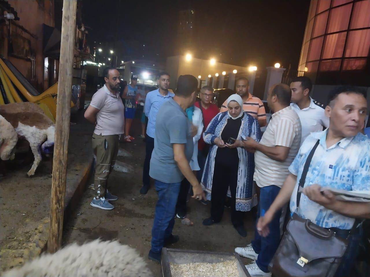 تسفر عن التفتيش علي عدد من محال جزاره وتحصيل مبلغ ٤٧٥٠٠ الف جنيه رسوم معاينة ، ٣٣ ألف غرامة فورية