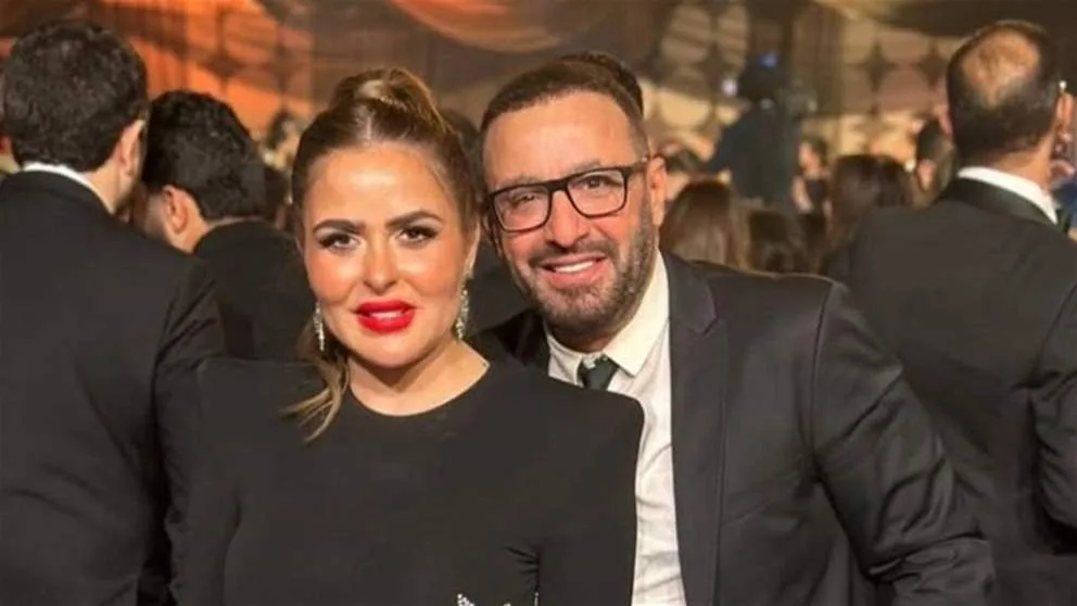 كشف جديد عن انفصال أحمد السقا ومها الصغير.. هو الطلاق الثالث لهما! كشف جديد عن انفصال أحمد السقا ومها الصغير.. هو الطلاق الثالث لهما!