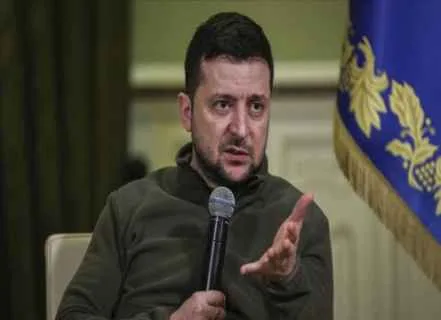 زيلينسكي يعلن استعداده للقاء بوتين وترامب وإردوغان في أي وقت زيلينسكي يعلن استعداده للقاء بوتين وترامب وإردوغان في أي وقت