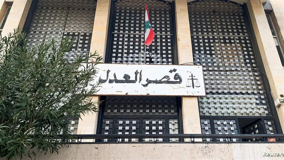 إخلاء قصر العدل بشكل عاجل.. فما هي الأسباب؟ إخلاء قصر العدل بشكل عاجل.. فما هي الأسباب؟