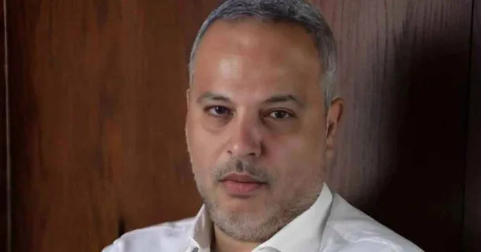 “وضعه الصحي حرج” .. تامر عبد المنعم يكشف عن تدهور صحة والده