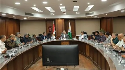 محافظ الجيزة يراقب التحضيرات الأخيرة للاحتفال بعيد الأضحى ويؤكد على ضرورة منع مخالفات البناء وإزالتها محافظ الجيزة يراقب التحضيرات الأخيرة للاحتفال بعيد الأضحى ويؤكد على ضرورة منع مخالفات البناء وإزالتها