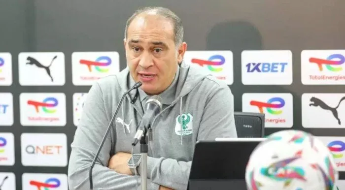 علي ماهر يعلن التشكيلة الأساسية لفريق سيراميكا في مباراة الإسماعيلي علي ماهر يعلن التشكيلة الأساسية لفريق سيراميكا في مباراة الإسماعيلي