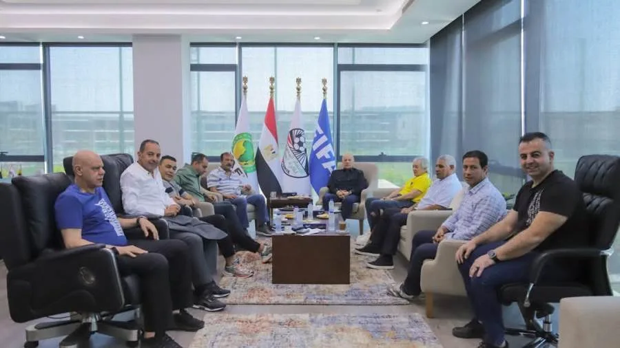 أبوريدة يتناول خطة المنتخب الوطني لكأس العرب مع الطاقم الفني أبوريدة يتناول خطة المنتخب الوطني لكأس العرب مع الطاقم الفني