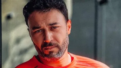 دعم مادي ومعنوي.. محمد العمروسي يتحدث عن تجارب إنسانية مع أحمد آدم دعم مادي ومعنوي.. محمد العمروسي يتحدث عن تجارب إنسانية مع أحمد آدم