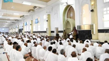 برامج توعوية في مسجد الخيف بمشعر منى