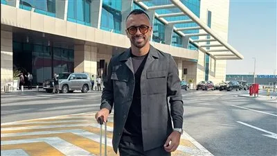 وصول فريق الأهلي إلى مطار القاهرة استعدادًا للسفر إلى أمريكا للمشاركة في كأس العالم وصول فريق الأهلي إلى مطار القاهرة استعدادًا للسفر إلى أمريكا للمشاركة في كأس العالم