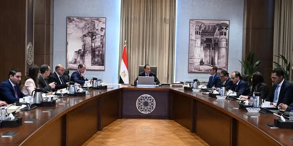 مجلس الوزراء يوافق على استبدال ضريبة الأرباح الرأسمالية بضريبة الدمغة في صفقات البورصة. مجلس الوزراء يوافق على استبدال ضريبة الأرباح الرأسمالية بضريبة الدمغة في صفقات البورصة.