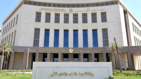 رسميًا.. وزارة التعليم توضح كيفية الإجابة على أسئلة امتحانات الثانوية العامة 2025