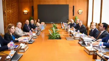 وزير الخارجية يؤكد لنظيره اليوناني: قرار «سانت كاترين» يثبت الملكية الدينية والروحانية والرهبانية للدير والأراضي المحيطة به.
