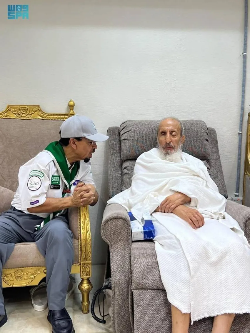 آل الشيخ يلتقي نائب رئيس جمعية الكشافة آل الشيخ يلتقي نائب رئيس جمعية الكشافة