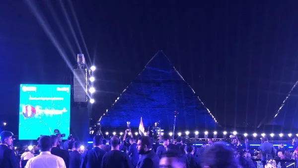 رئيس الوزراء يشارك في الاحتفال بإطلاق خدمات الجيل الخامس للهاتف المحمول رسميًا في مصر رئيس الوزراء يشارك في الاحتفال بإطلاق خدمات الجيل الخامس للهاتف المحمول رسميًا في مصر