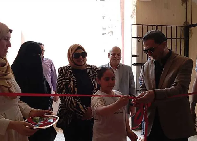 5 آلاف قطعة من الملابس والأحذية مجانية لجميع الفئات العمرية في معرض تعليمي بكفر الشيخ 5 آلاف قطعة من الملابس والأحذية مجانية لجميع الفئات العمرية في معرض تعليمي بكفر الشيخ