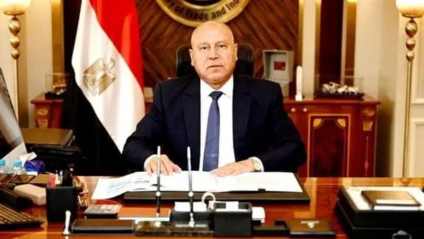 كامل الوزير يعلن عن 151 فرصة استثمارية في وزارة الصناعة والنقل كامل الوزير يعلن عن 151 فرصة استثمارية في وزارة الصناعة والنقل