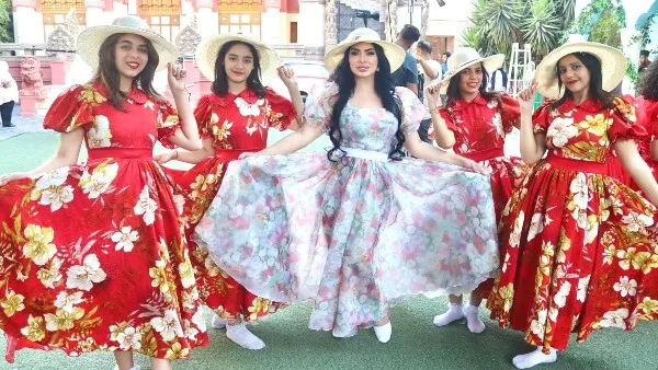 مروى اللبنانية تطلق أحدث أغانيها بعنوان “أهلا بالعيد” مروى اللبنانية تطلق أحدث أغانيها بعنوان “أهلا بالعيد”