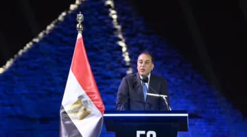 رئيس الوزراء: الحكومة وضعت خطة استراتيجية محددة لتطوير مصر الرقمية