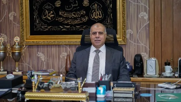 عامِل يعتدي على طالب باستخدام سنجة في طما بسوهاج.. ما الحدث وراء ذلك؟ عامِل يعتدي على طالب باستخدام سنجة في طما بسوهاج.. ما الحدث وراء ذلك؟