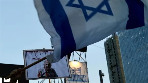 استطلاع: 57% من الإسرائيليين يدعمون تنظيم انتخابات مبكرة استطلاع: 57% من الإسرائيليين يدعمون تنظيم انتخابات مبكرة