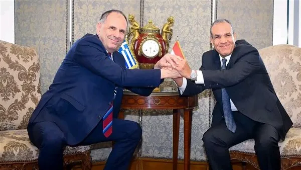 وزير الخارجية يتناقش مع نظيره اليوناني حول تعزيز التعاون الثنائي ويدعم الحفاظ على دير سانت كاترين. وزير الخارجية يتناقش مع نظيره اليوناني حول تعزيز التعاون الثنائي ويدعم الحفاظ على دير سانت كاترين.