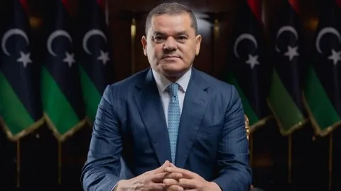 الدبيبة يقترح تشكيل لجنتين لتعزيز الأمن وتقوية السلطة في طرابلس الدبيبة يقترح تشكيل لجنتين لتعزيز الأمن وتقوية السلطة في طرابلس